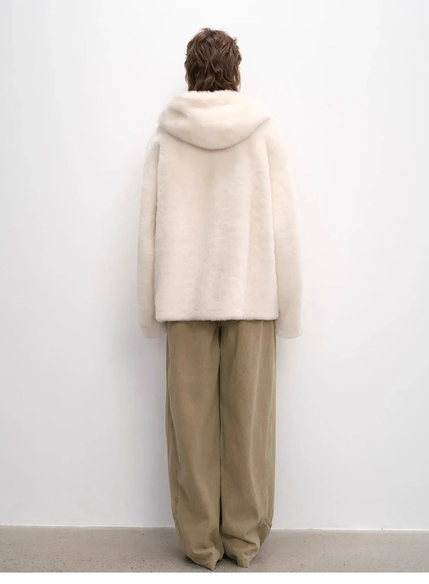 "Otaru Snow" Casual Hooded Silhouette Dropped Shoulder Merino Wool Sheepskin Fur Coat for Women