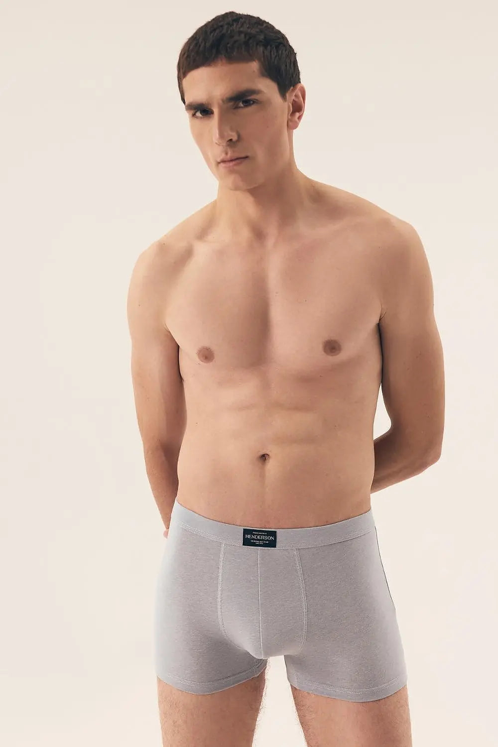 Set model 209615 Henderson