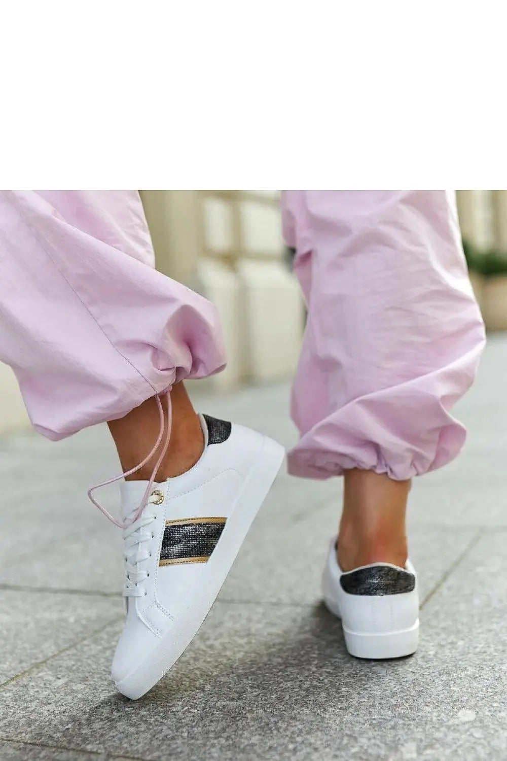 Sneakers model 207302 Solea