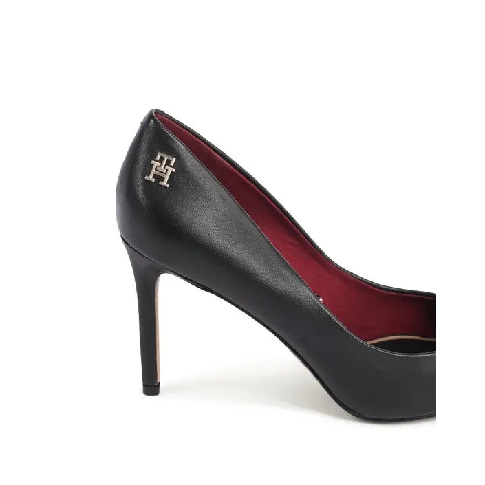 Tommy Hilfiger Womens Pump Black FW0FW07533BDS Tommy Hilfiger