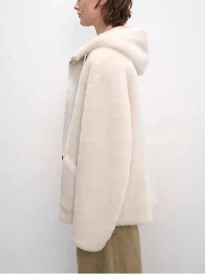 "Otaru Snow" Casual Hooded Silhouette Dropped Shoulder Merino Wool Sheepskin Fur Coat for Women