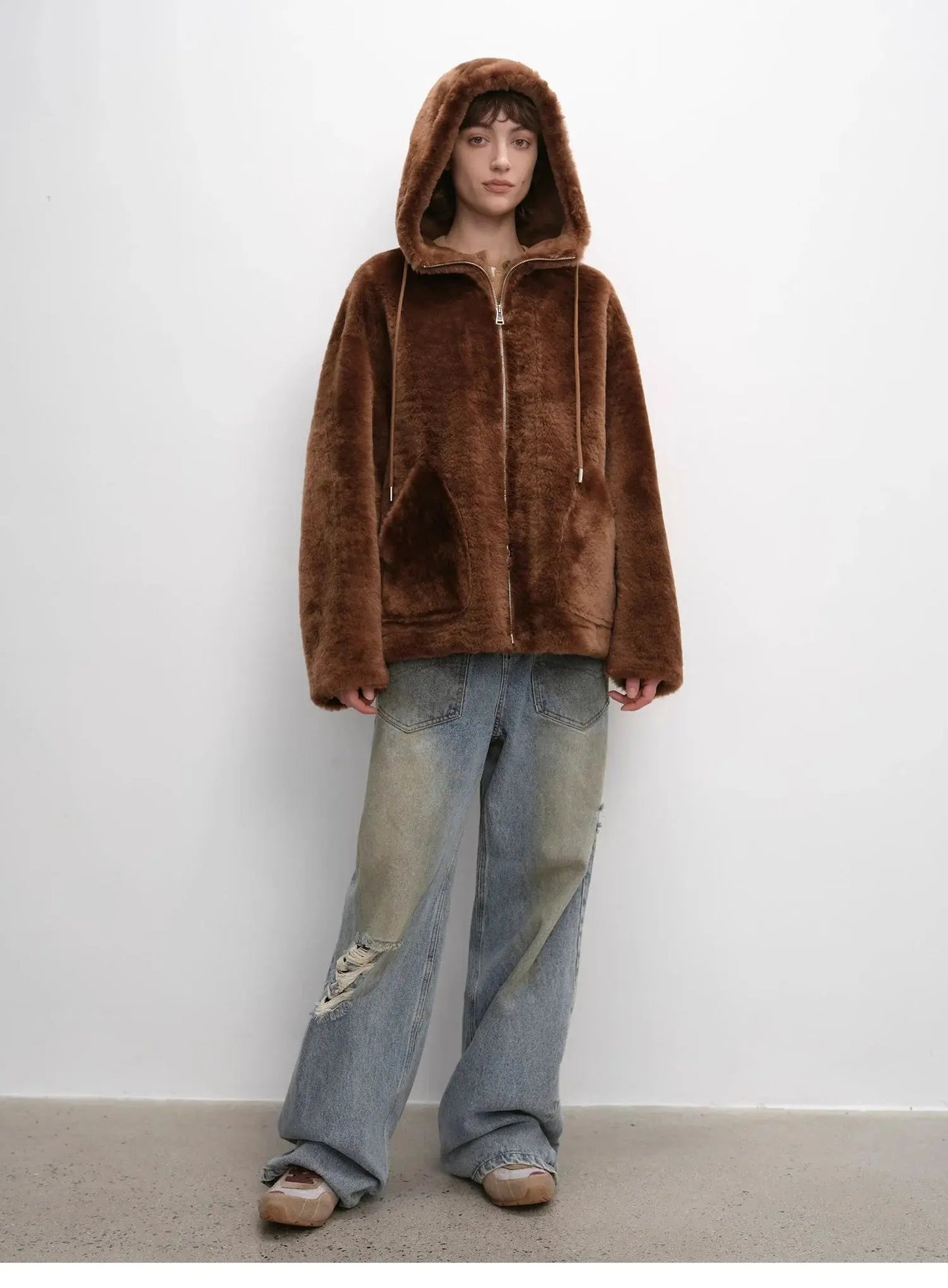 "Otaru Snow" Casual Hooded Silhouette Dropped Shoulder Merino Wool Sheepskin Fur Coat for Women