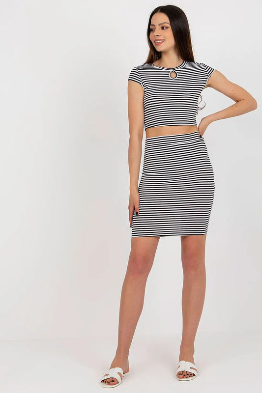  Set model 215824 Rue Paris 